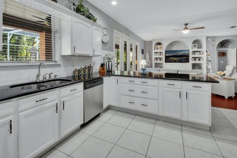 Villa ou maison à vendre à DeLand, Floride: 5 chambres, 350.8 m2 № 1783295 - photo 24