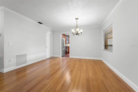 Villa ou maison à vendre à Sanford, Floride: 2 chambres, 137.4 m2 № 2312697 - photo 23