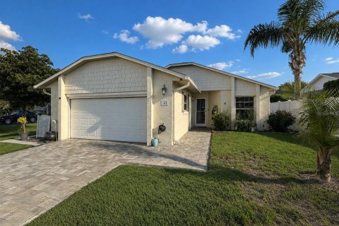 Condo in Sanford, Florida, 2 bedrooms № 2312697
