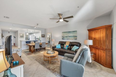 Copropriété à vendre à Bradenton, Floride: 2 chambres, 125.05 m2 № 2139063 - photo 11