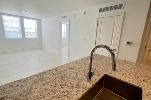 Copropriété à louer à Orlando, Floride: 2 chambres, 95.04 m2 № 2199761 - photo 9