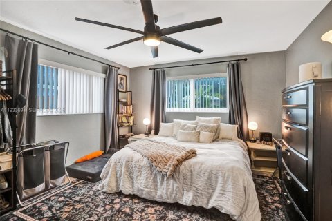 Casa en venta en North Miami Beach, Florida, 3 dormitorios, 129.88 m2 № 1992189 - foto 18