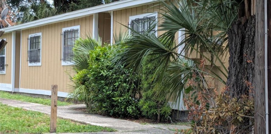 Immobilier commercial à Tampa, Floride 2 chambres, 123.37 m2 № 2210107