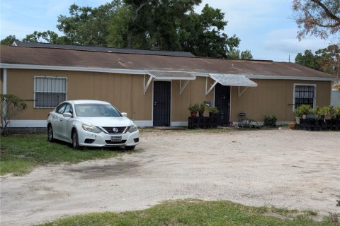 Immobilier commercial à vendre à Tampa, Floride: 2 chambres, 123.37 m2 № 2210107 - photo 2