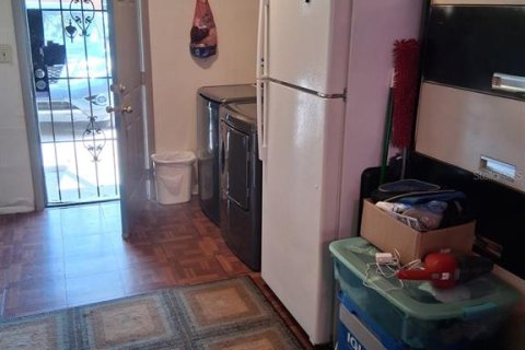 Immobilier commercial à vendre à Tampa, Floride: 2 chambres, 123.37 m2 № 2210107 - photo 3