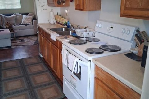 Immobilier commercial à vendre à Tampa, Floride: 2 chambres, 123.37 m2 № 2210107 - photo 18