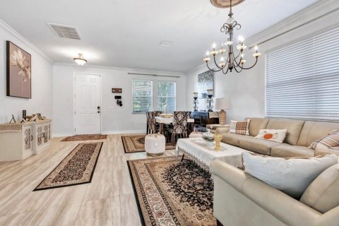Villa ou maison à vendre à Riverview, Floride: 4 chambres, 270.44 m2 № 2425667 - photo 5