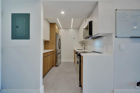 Copropriété à vendre à Aventura, Floride: 2 chambres, 87.7 m2 № 1752734 - photo 12