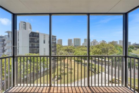 Copropriété à vendre à Aventura, Floride: 2 chambres, 87.7 m2 № 1752734 - photo 18