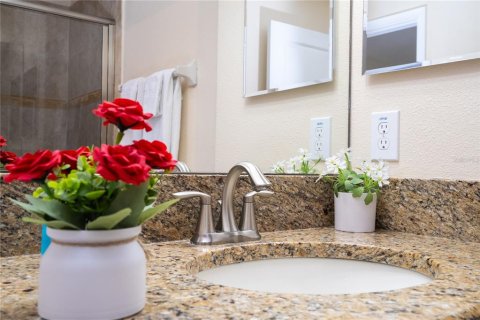 Touwnhouse à louer à Kissimmee, Floride: 5 chambres, 197.7 m2 № 2107551 - photo 15