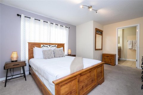 Touwnhouse à louer à Kissimmee, Floride: 5 chambres, 197.7 m2 № 2107551 - photo 11