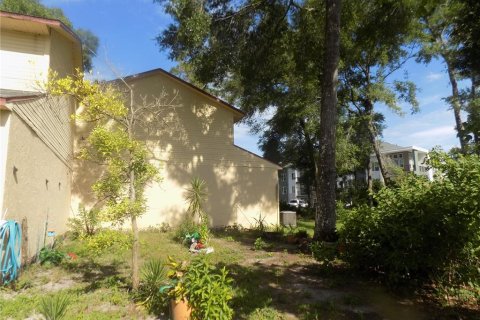 Commercial property in Gainesville, Florida 12 bedrooms, 584.73 sq.m. № 2107723 - photo 7