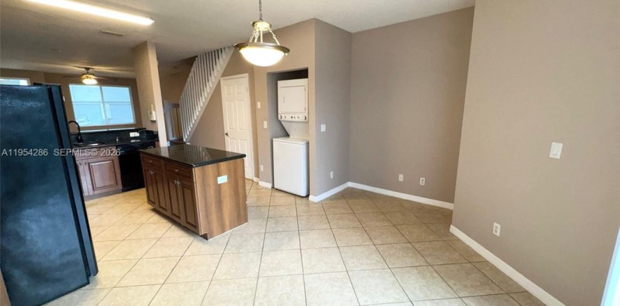 Touwnhouse à Riviera Beach, Floride 3 chambres, 122.45 m2 № 2009783