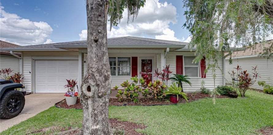House in Lakeland, Florida 2 bedrooms, 110.83 sq.m. № 1776580