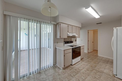 House in Lakeland, Florida 2 bedrooms, 110.83 sq.m. № 1776580 - photo 17