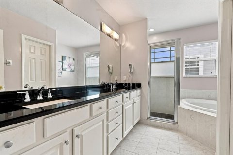 Touwnhouse à vendre à Tampa, Floride: 3 chambres, 179.3 m2 № 2372863 - photo 29