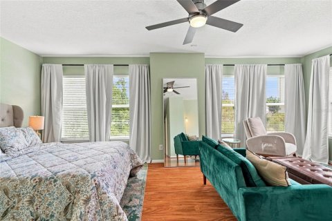 Touwnhouse à vendre à Tampa, Floride: 3 chambres, 179.3 m2 № 2372863 - photo 25