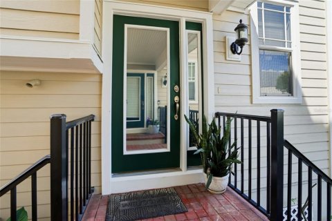 Touwnhouse à vendre à Tampa, Floride: 3 chambres, 179.3 m2 № 2372863 - photo 7