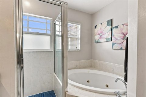 Touwnhouse à vendre à Tampa, Floride: 3 chambres, 179.3 m2 № 2372863 - photo 30