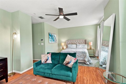 Touwnhouse à vendre à Tampa, Floride: 3 chambres, 179.3 m2 № 2372863 - photo 28