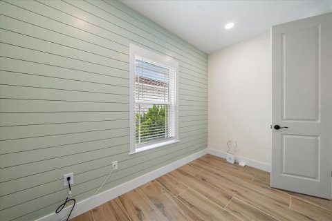 House in Sarasota, Florida 5 bedrooms, 271.83 sq.m. № 1817926 - photo 15
