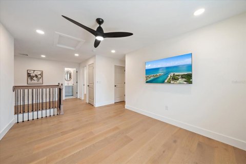 House in Sarasota, Florida 5 bedrooms, 271.83 sq.m. № 1817926 - photo 18
