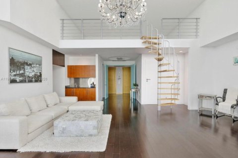 Copropriété à louer à Sunny Isles Beach, Floride: 3 chambres, 198.9 m2 № 2043174 - photo 10