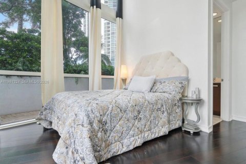 Copropriété à louer à Sunny Isles Beach, Floride: 3 chambres, 198.9 m2 № 2043174 - photo 29