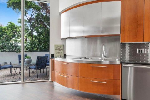 Copropriété à louer à Sunny Isles Beach, Floride: 3 chambres, 198.9 m2 № 2043174 - photo 13