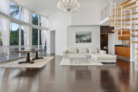 Copropriété à louer à Sunny Isles Beach, Floride: 3 chambres, 198.9 m2 № 2043174 - photo 8