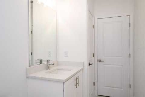 Casa en venta en North Port, Florida, 4 dormitorios, 171.96 m2 № 2098413 - foto 29