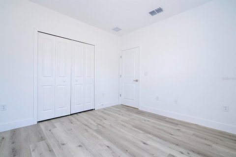 Casa en venta en North Port, Florida, 4 dormitorios, 171.96 m2 № 2098413 - foto 25