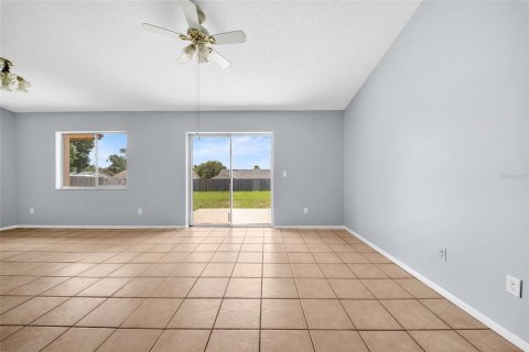Casa en venta en Orlando, Florida, 3 dormitorios, 138.52 m2 № 2239553 - foto 9