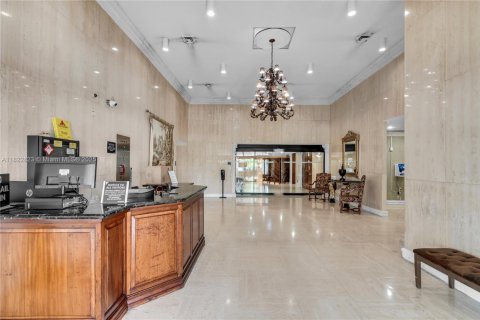 Condo in Hallandale Beach, Florida, 1 bedroom  № 1804342 - photo 21