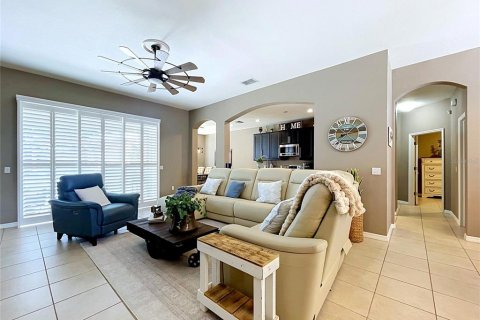 House in Plant City, Florida 3 bedrooms, 190.91 sq.m. № 2227186 - photo 9