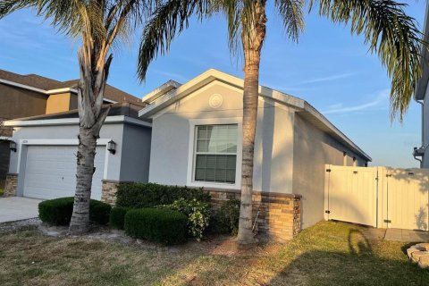 House in Orlando, Florida 4 bedrooms, 188.31 sq.m. № 1670284 - photo 3