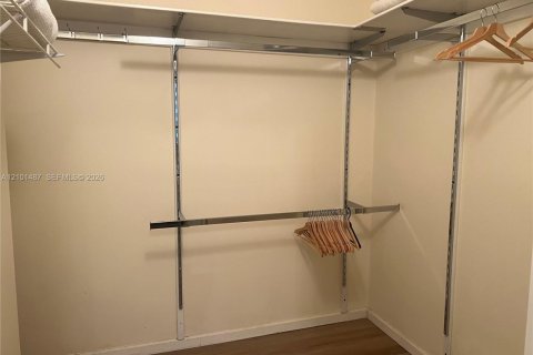 Appartement à louer à Aventura, Floride: 2 chambres, 95.13 m2 № 2404149 - photo 18