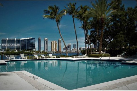 Appartement à Aventura, Floride 2 chambres, 95.13 m2 № 2404149