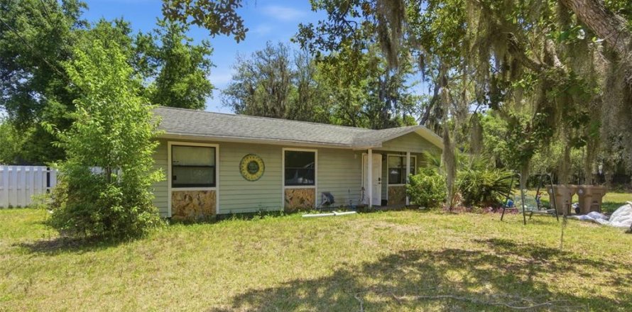 Villa ou maison à Leesburg, Floride 3 chambres, 93.65 m2 № 2215035