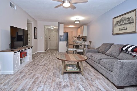 Condo in Venice, Florida, 2 bedrooms  № 1767777 - photo 11