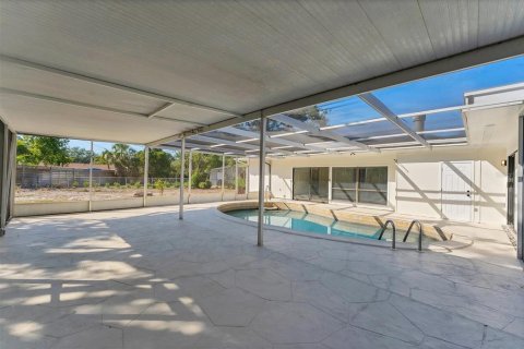 House in Bradenton, Florida 3 bedrooms, 195 sq.m. № 1673132 - photo 25