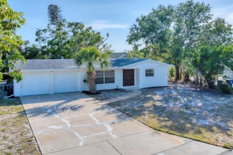 House in Bradenton, Florida 3 bedrooms, 195 sq.m. № 1673132 - photo 1