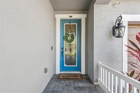 House in Tampa, Florida 4 bedrooms, 279.54 sq.m. № 1793788 - photo 4