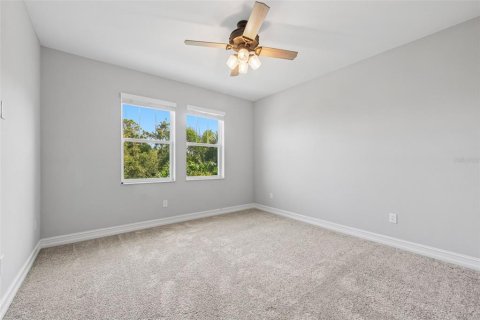 House in Tampa, Florida 4 bedrooms, 279.54 sq.m. № 1793788 - photo 30