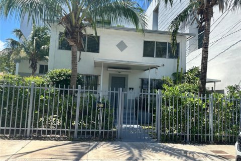 Купить коммерческую недвижимость в Майами, Флорида 313.27м2, № 1987978 - фото 5