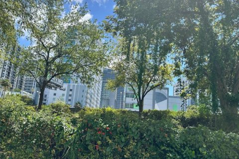 Купить коммерческую недвижимость в Майами, Флорида 313.27м2, № 1987978 - фото 19