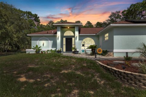 House in Beverly Hills, Florida 3 bedrooms, 134.43 sq.m. № 1853669 - photo 1