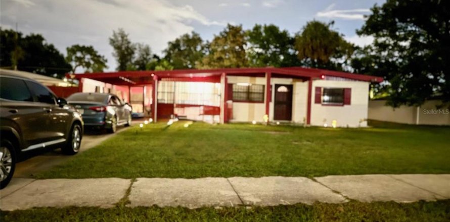 Casa en Orlando, Florida 3 dormitorios, 127.83 m2 № 2388316