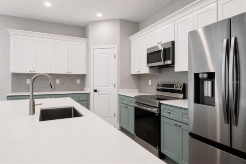 House in Palm Coast, Florida 4 bedrooms, 216.65 sq.m. № 2388168 - photo 5
