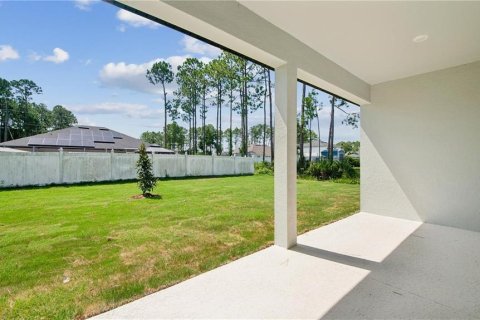 House in Palm Coast, Florida 4 bedrooms, 216.65 sq.m. № 2388168 - photo 11